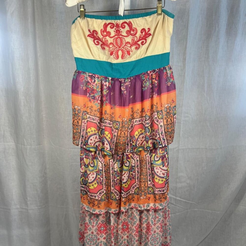Dejavu Strapless Tiered Maxi Dress in Multi Color - Size L